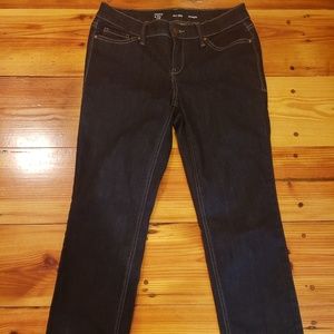 Crown & Ivy new jeans size 6 Petite straight leg